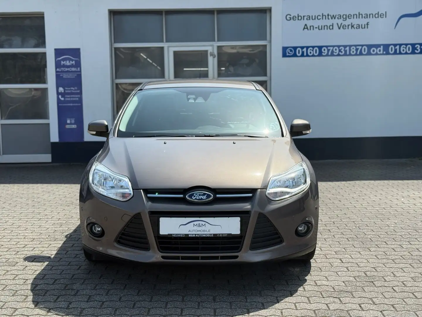 Ford Focus Lim. | Navi | Sitzhz| Zahnriemen NEU | PDC Grau - 1