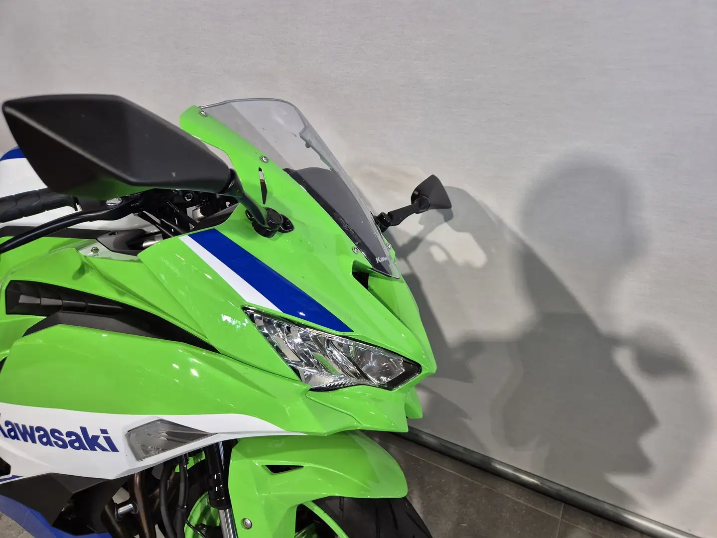 Kawasaki ZX 4 RR 40th Anniversary Zwart - 2