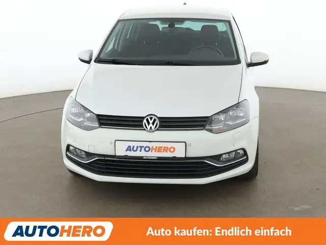 Volkswagen Polo view 9