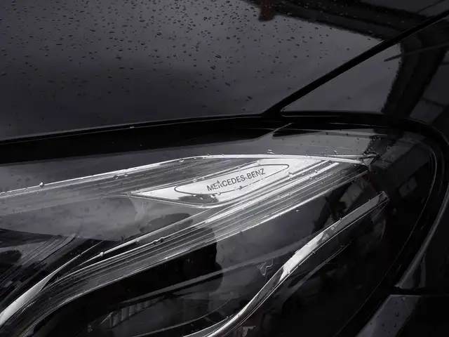 Mercedes-Benz E-Class view 11