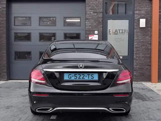 Mercedes-Benz E-Class view 5