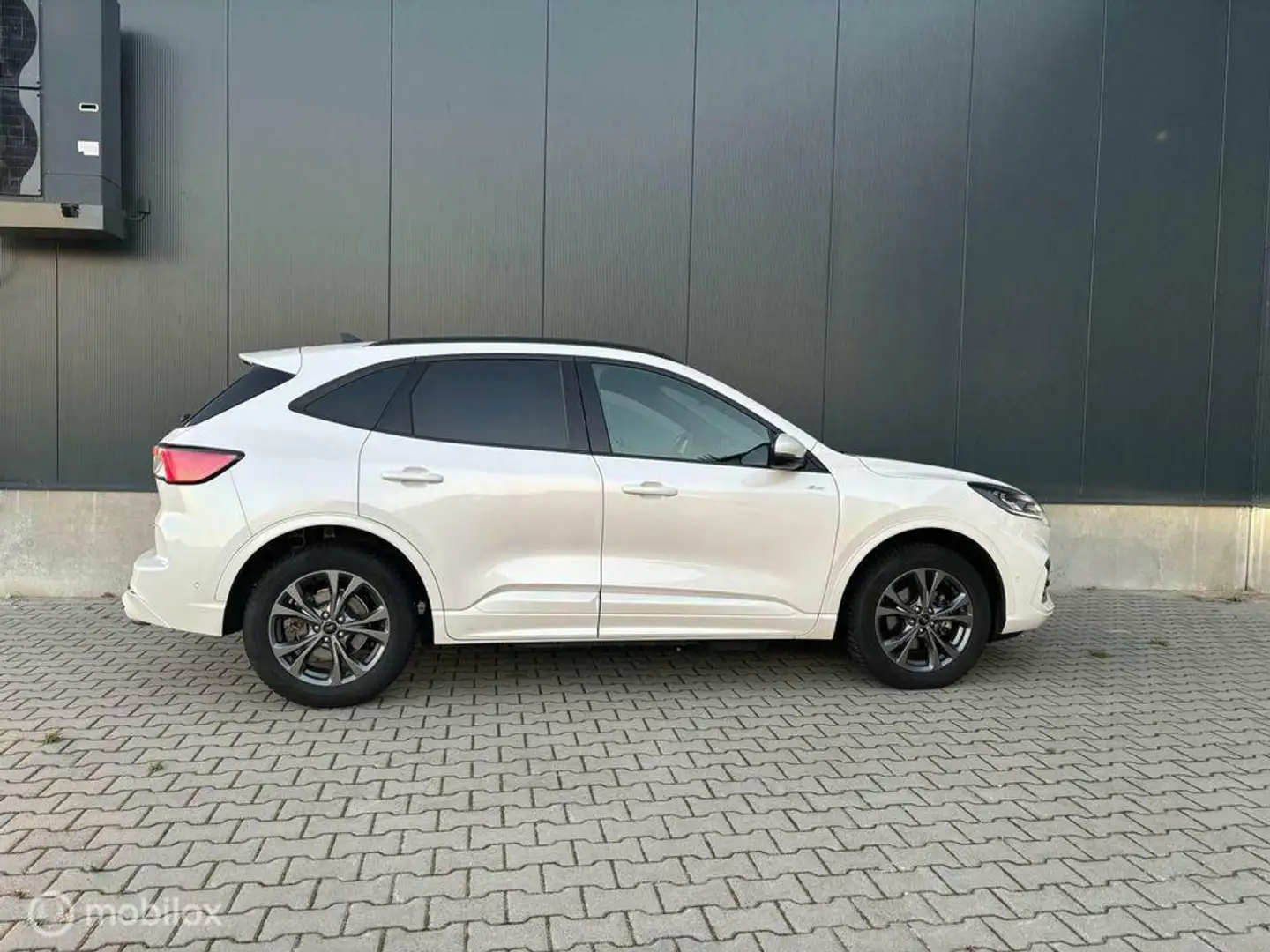 Ford Kuga 2.5 PHEV ST-Line X, 2021 224PK als nieuw, hybride Blanc - 2