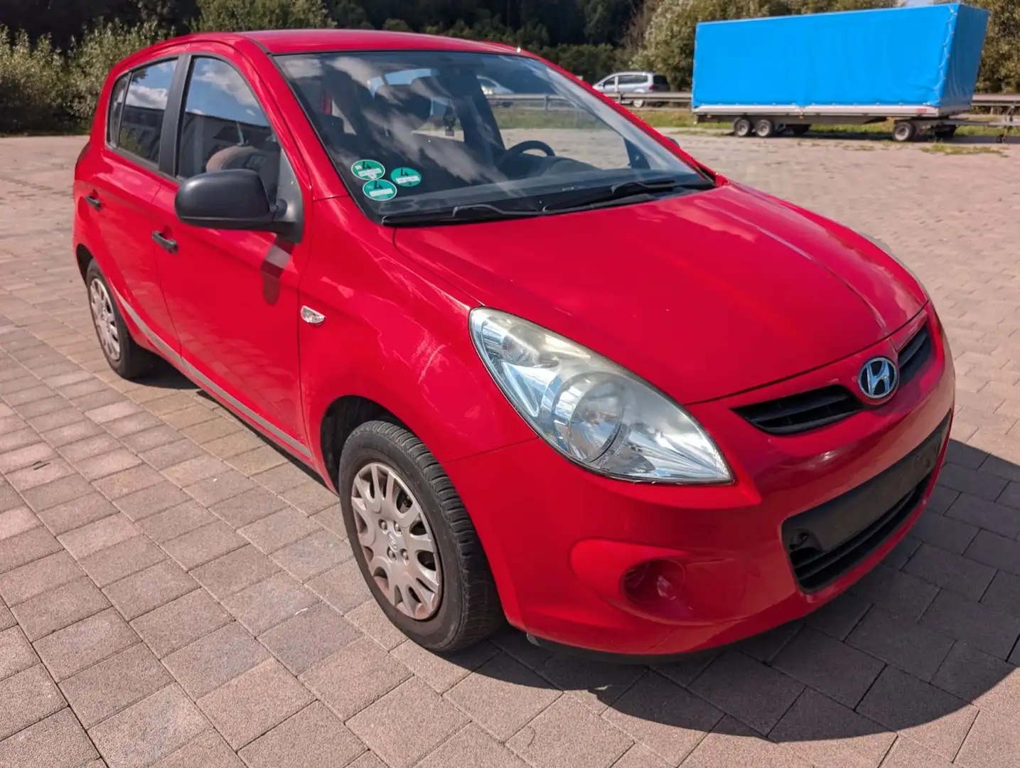 Hyundai i20 Classic Klima Rot - 2