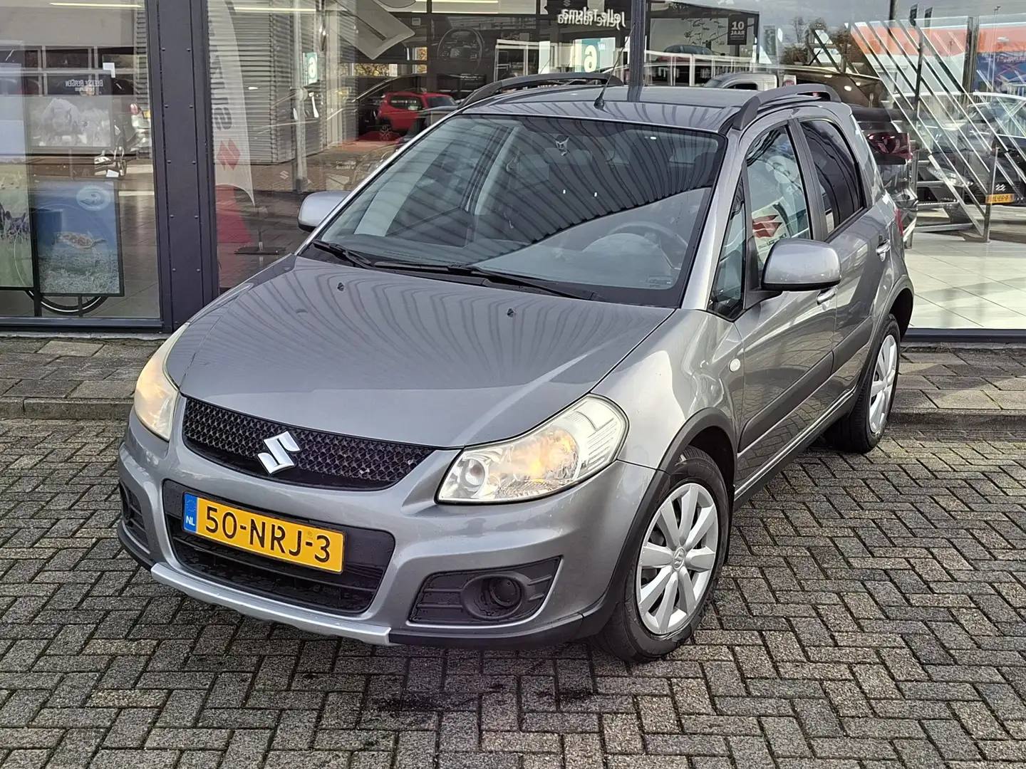 Suzuki SX4 1.6 Comfort Automaat/ Dealer onderhouden Grijs - 2