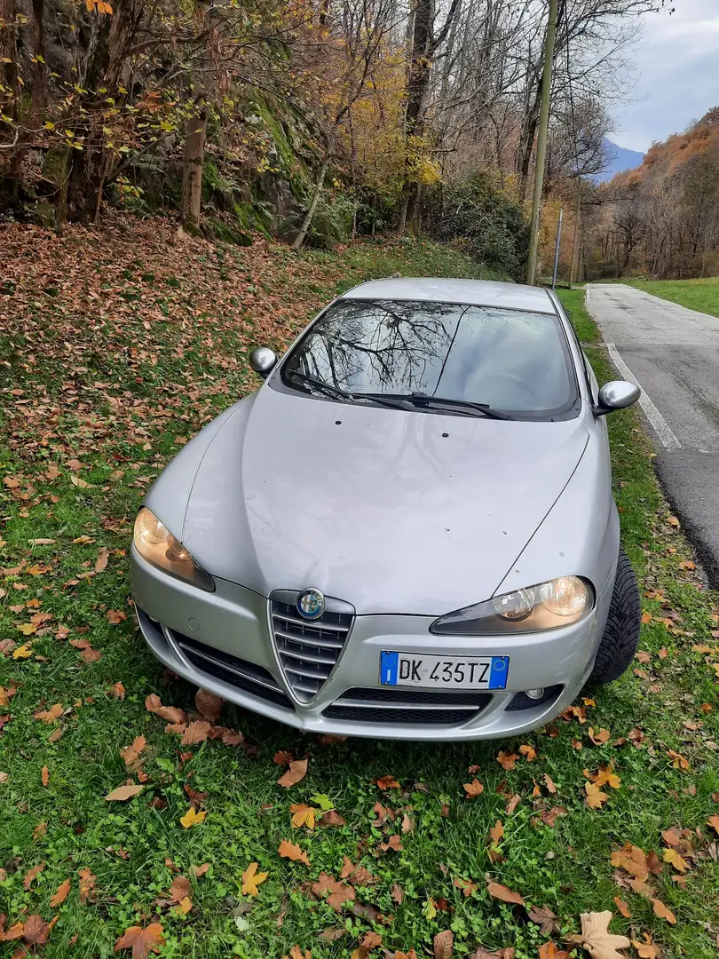 Alfa Romeo 147 5p 1.9 jtd mjt Q2 150cv - 1