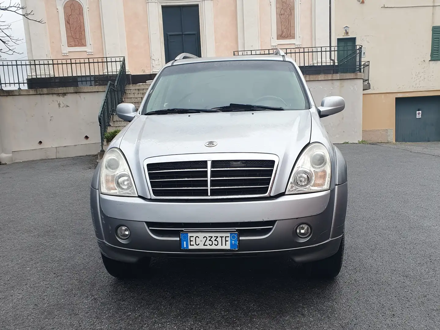 SsangYong Rexton Rexton 2.7 xvt Top Class auto srebrna - 1