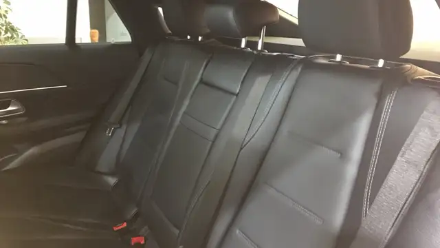 Mercedes-Benz Gle view 11