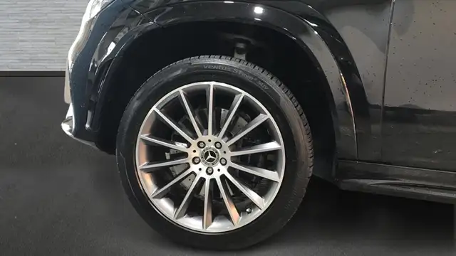 Mercedes-Benz Gle view 5