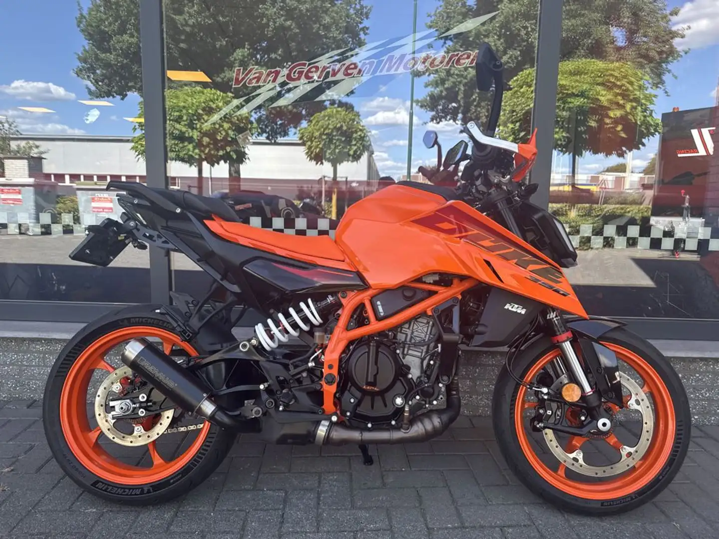 KTM 390 Duke ABS - 1