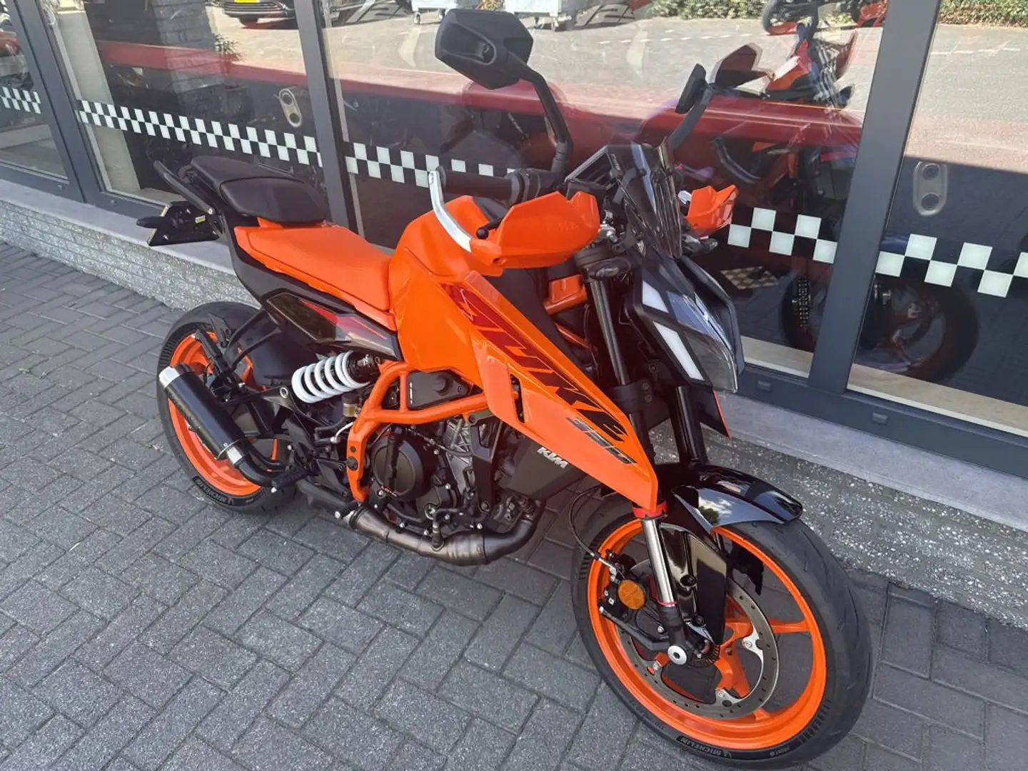 KTM 390 Duke ABS - 2