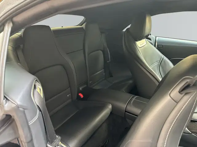 Mercedes-Benz SL 63 Amg view 11