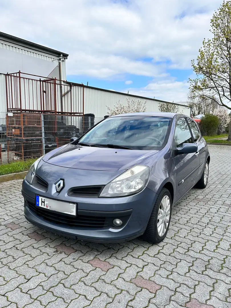 Renault Clio 1.6 16V ESP Aut. Edition Dynamique - 1