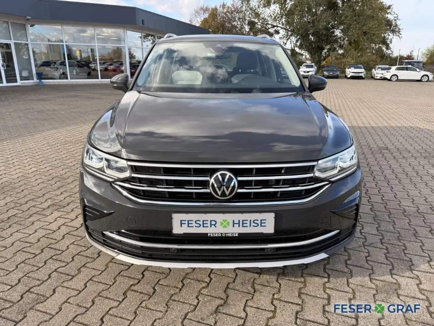Volkswagen Tiguan 1.4 TSI DSG eHybrid Elegance MatrixLED*AHK*Navi*Ma Grau - 2