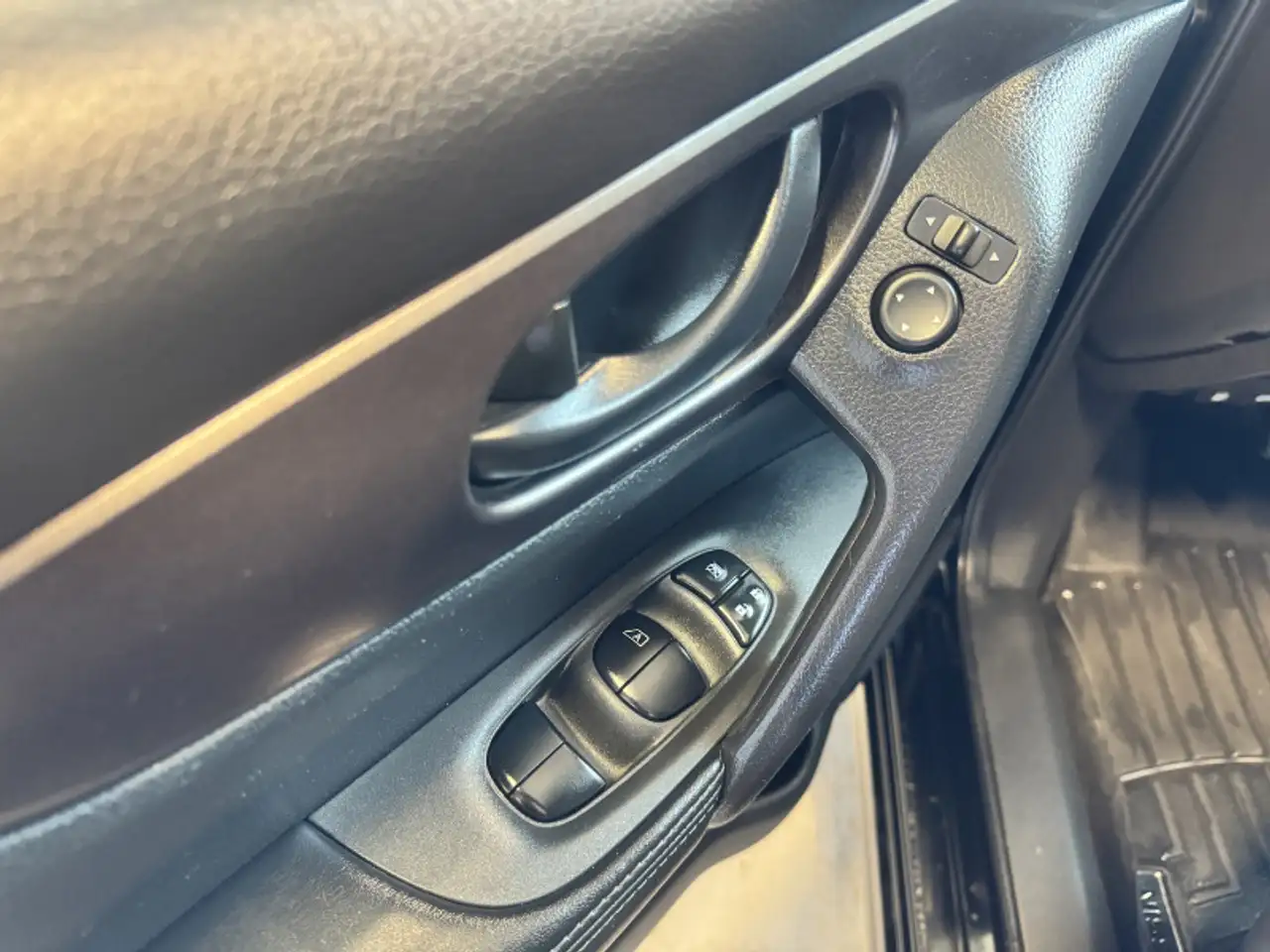 Nissan Qashqai снимка Nissan Qashqai