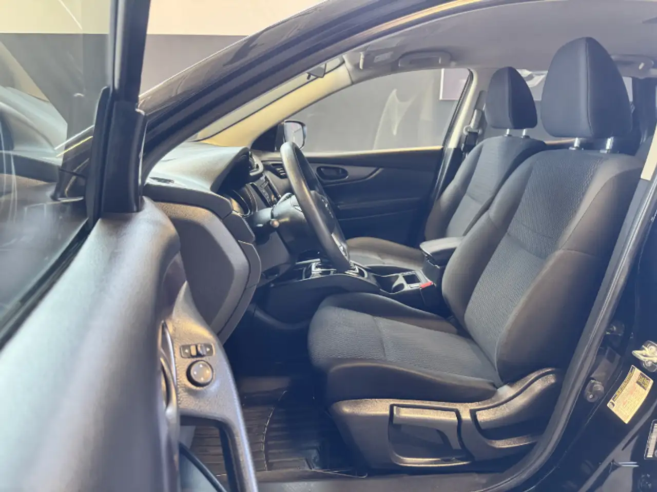 Nissan Qashqai снимка Nissan Qashqai