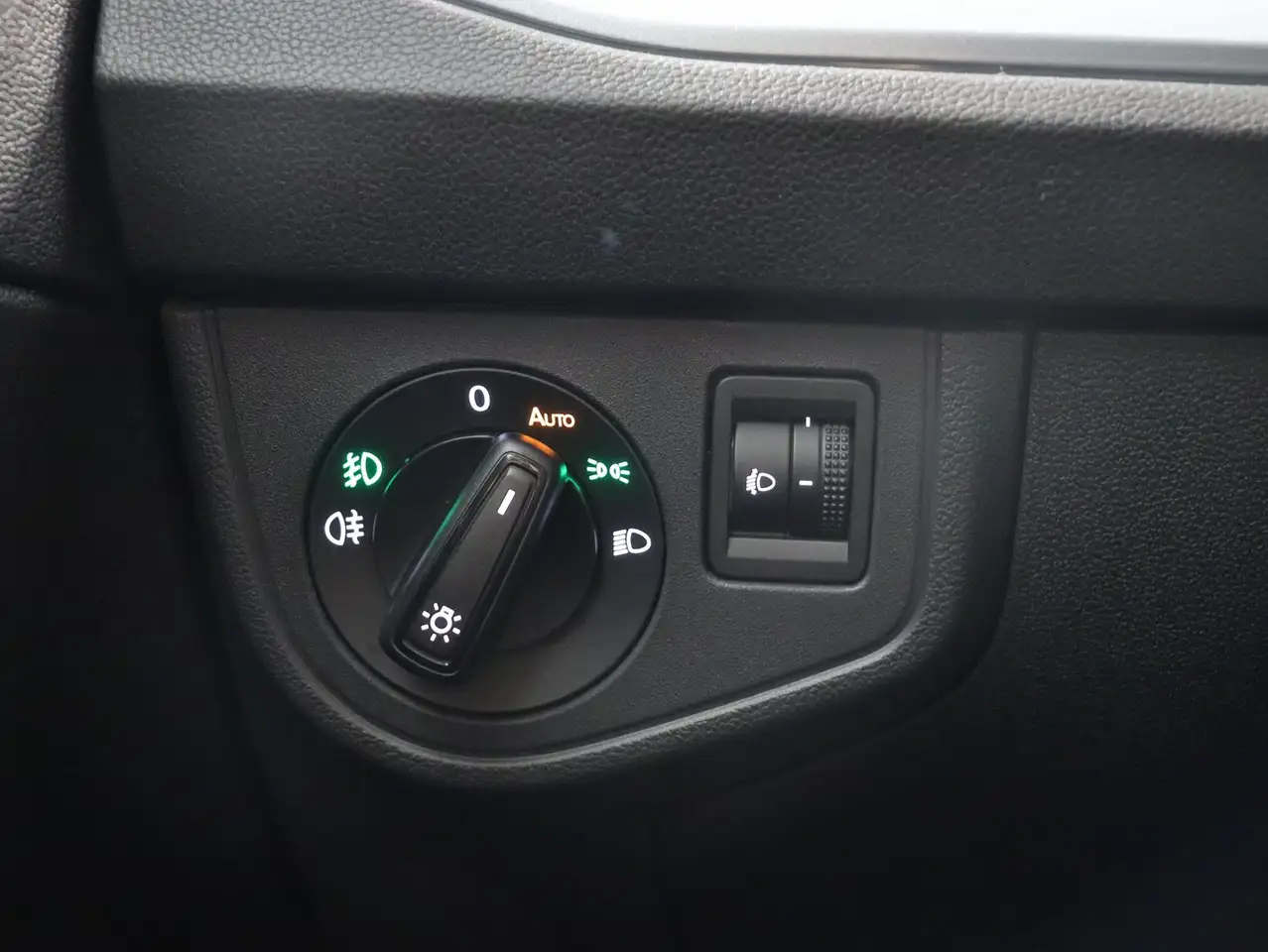 Volkswagen Polo Goal 1.0TSI+APP+NAVI+ACC+PDC+LED+SHZ 11