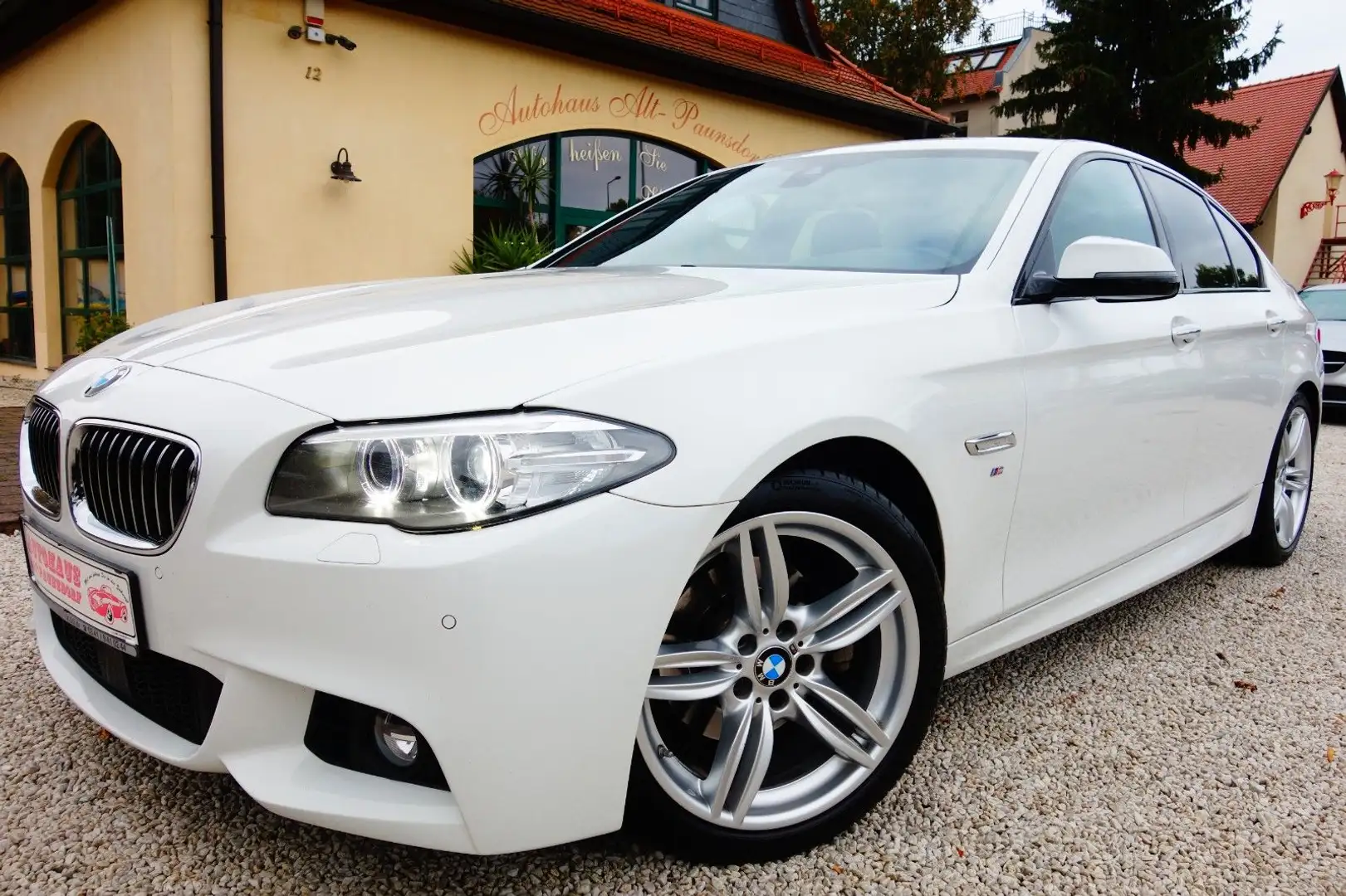 BMW 520 d Lim.M-Sportp.Navi,Spur,Abst.Regel.Tempom. Blanc - 2