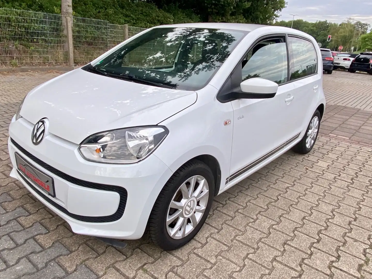 Volkswagen up! club eco/ 1Hd./Scheckheftgepflegt/CNG GAS Bianco - 2
