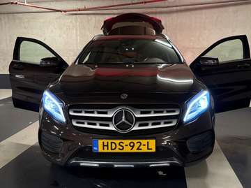 GLA 180 Premium Plus