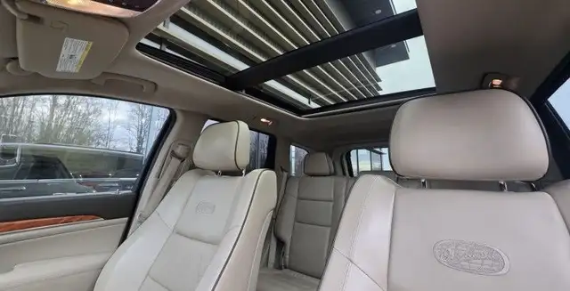 Jeep Grand Cherokee view 15