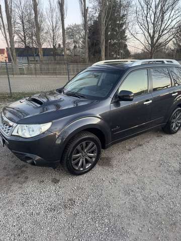 Imagine Subaru Forester 2.0D Edition