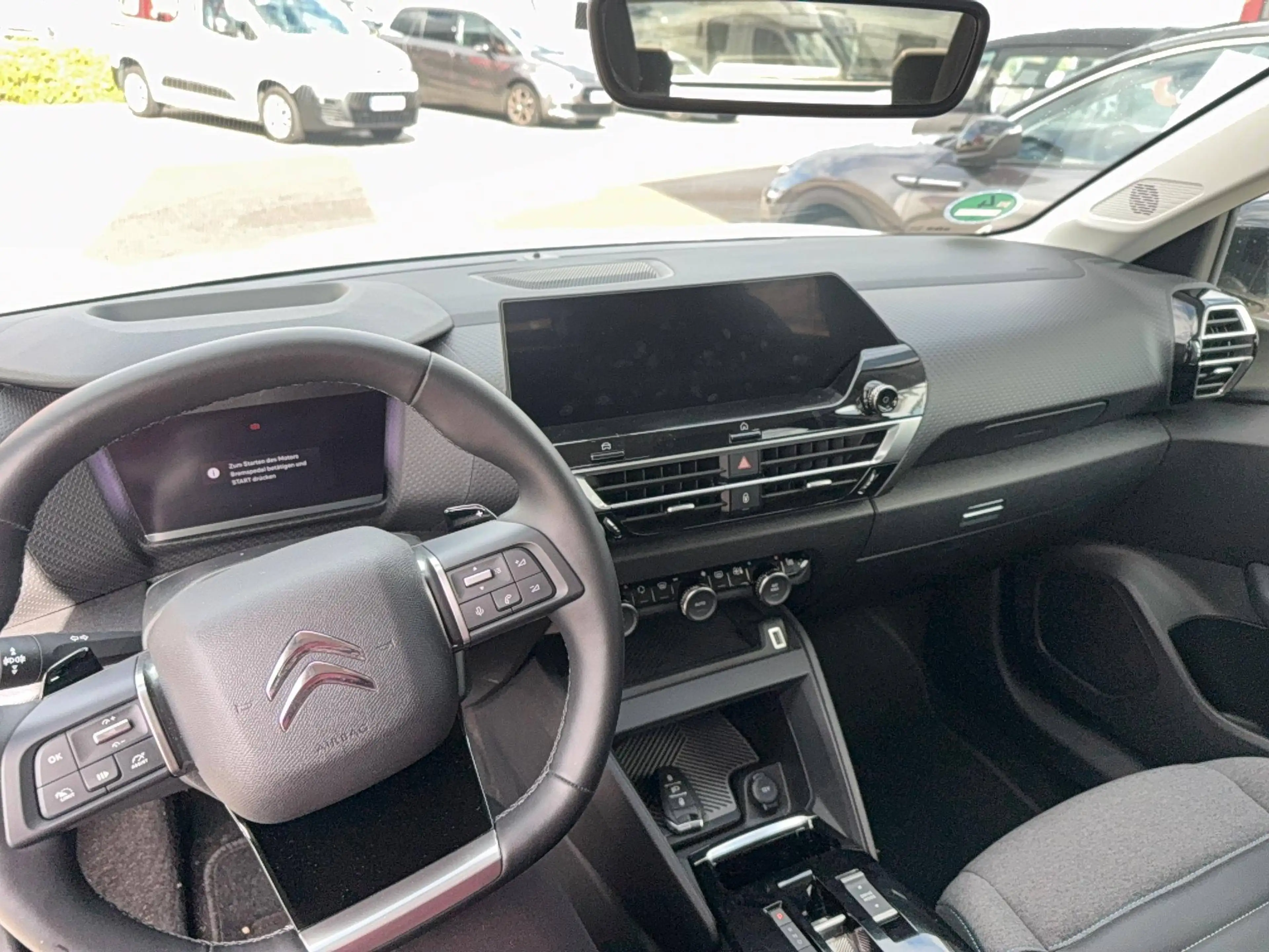 Citroen C4 X C4 X PT 130 EAT8 Shine Automatik stark reduziert — photo 12
