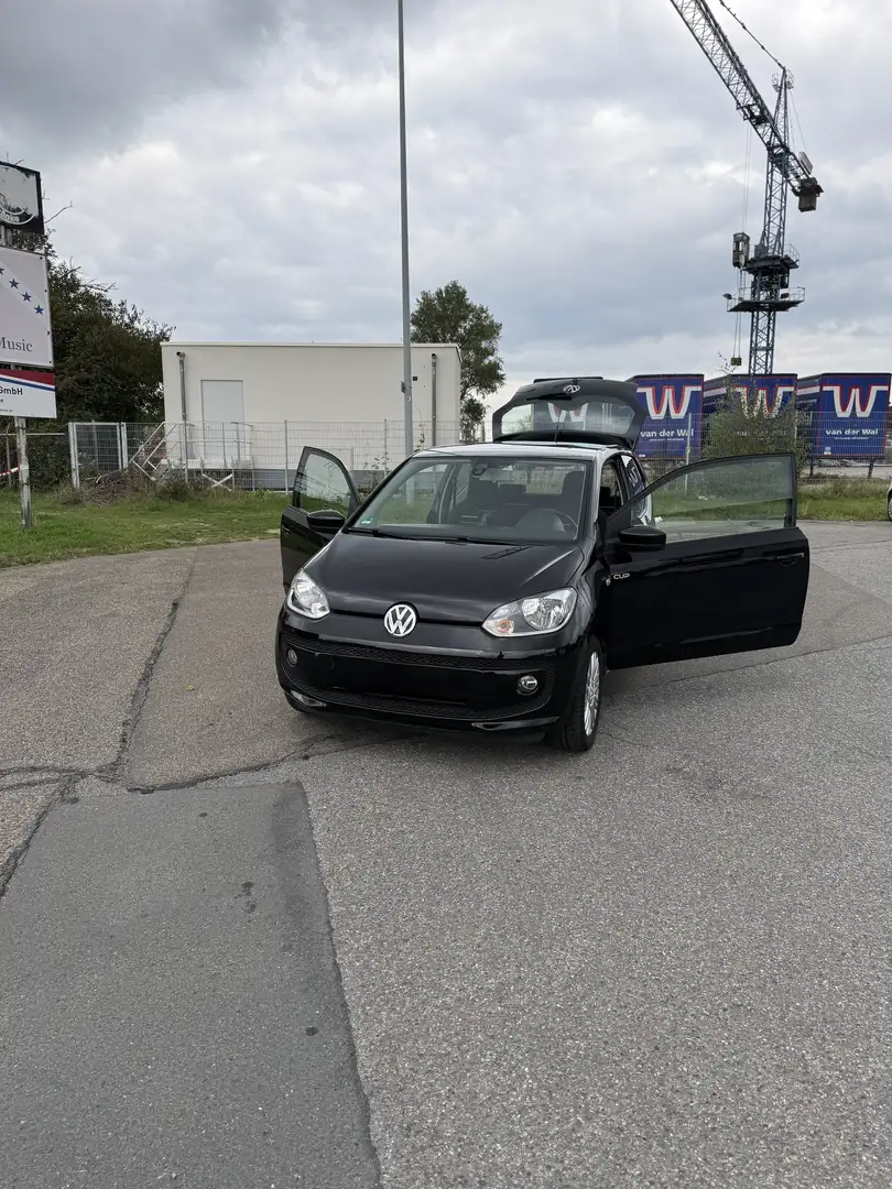 Volkswagen up! cup - 1