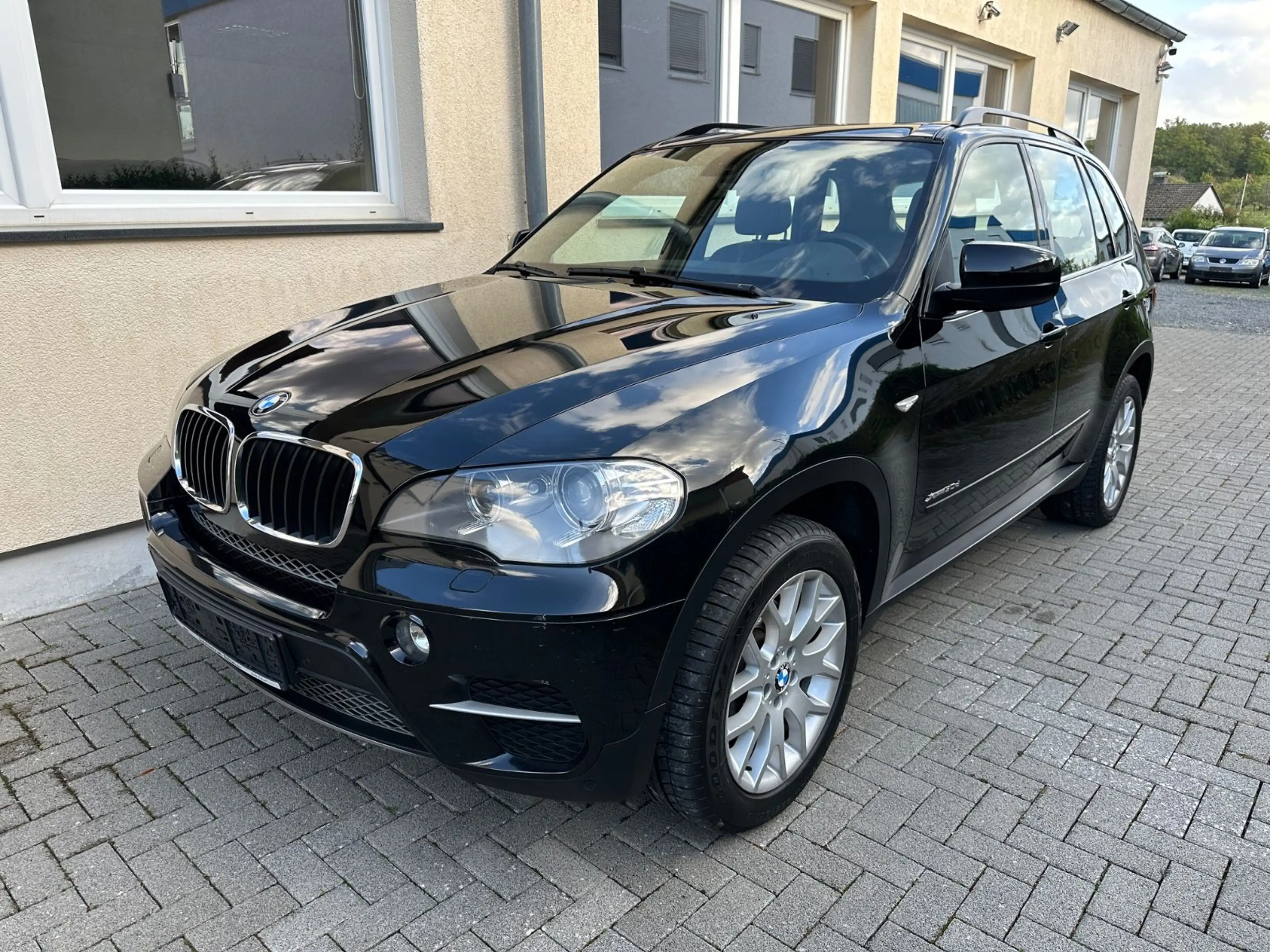 BMW X5 xDrive 30d SPORTPAKET PANO LEDER NAVI XENON — photo 5