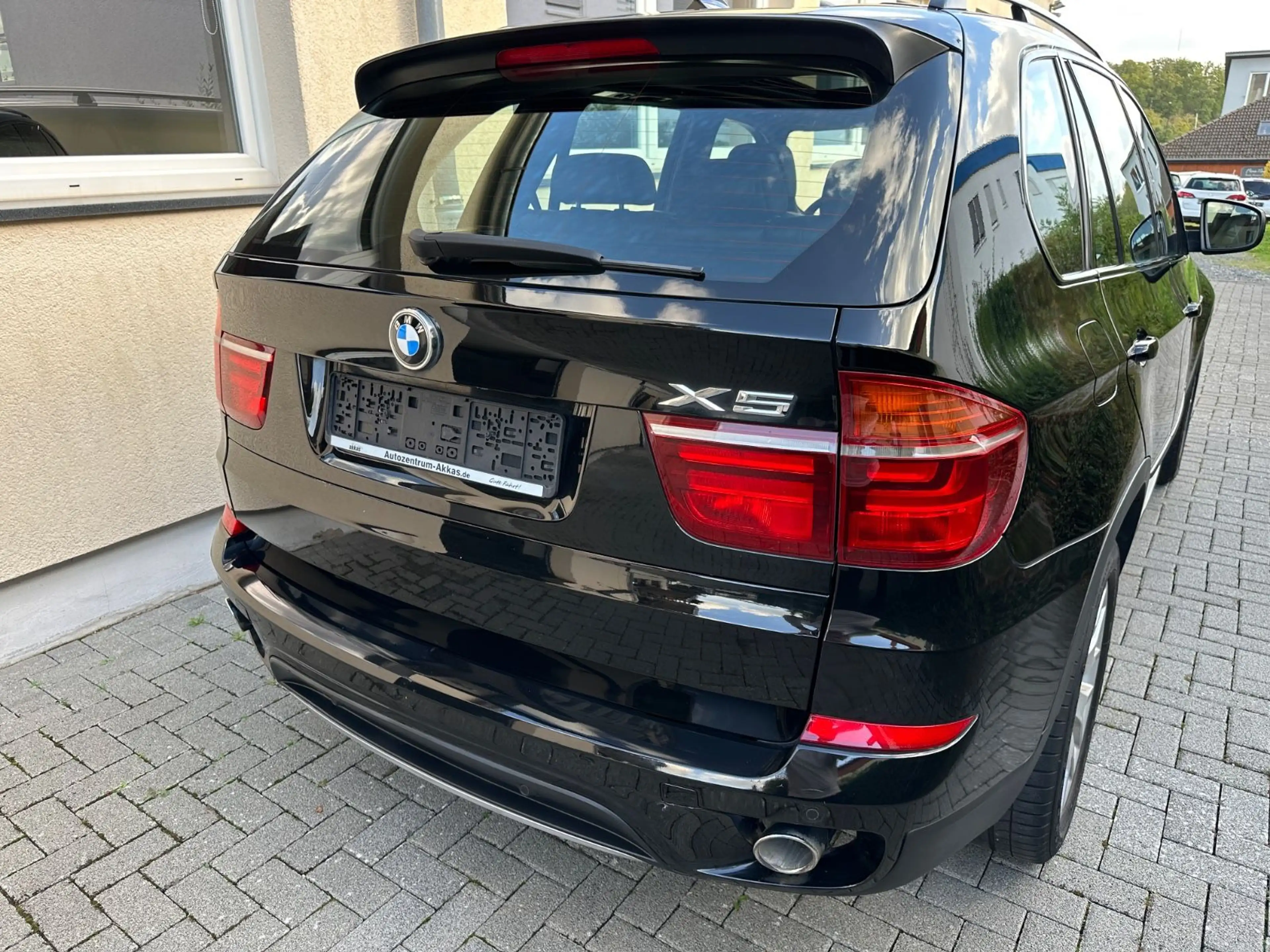 BMW X5 xDrive 30d SPORTPAKET PANO LEDER NAVI XENON — photo 4