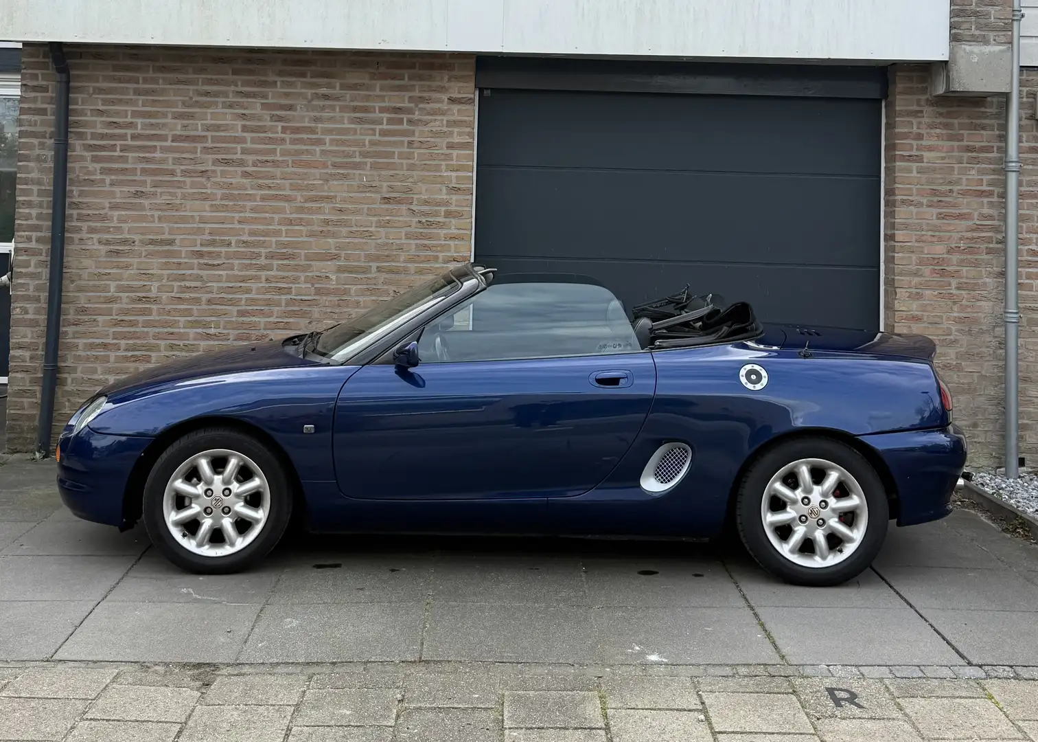 MG MGF VVC - In Topstaat - Nieuwe Distr. Riem Blau - 1