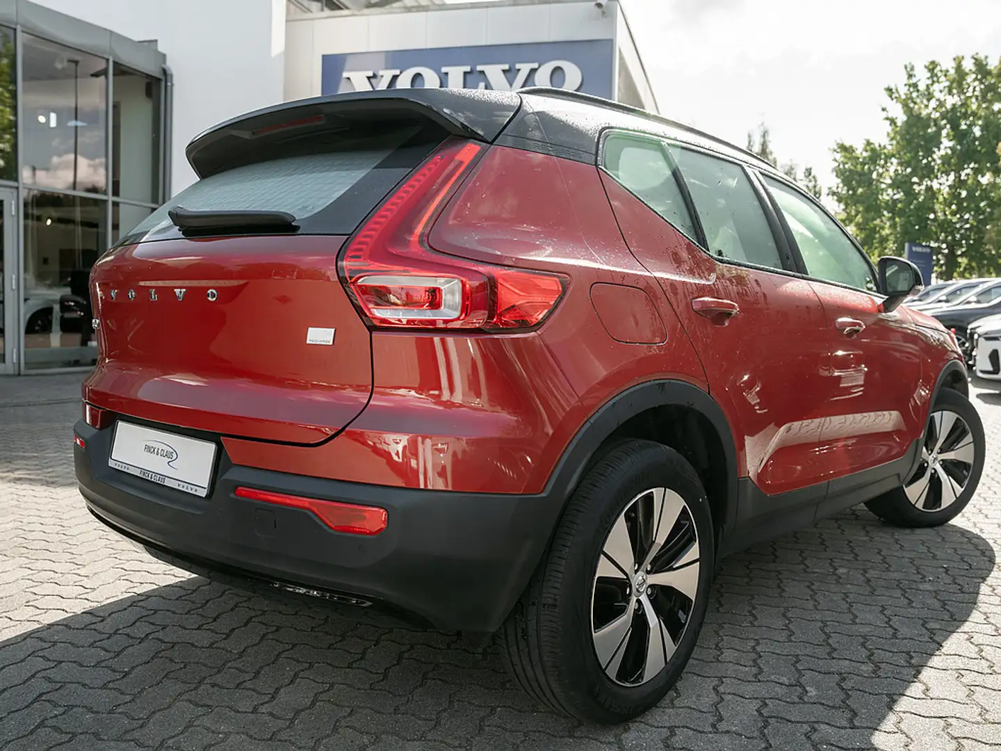 Volvo XC40 T4 Recharge R Design Expression Rot - 2