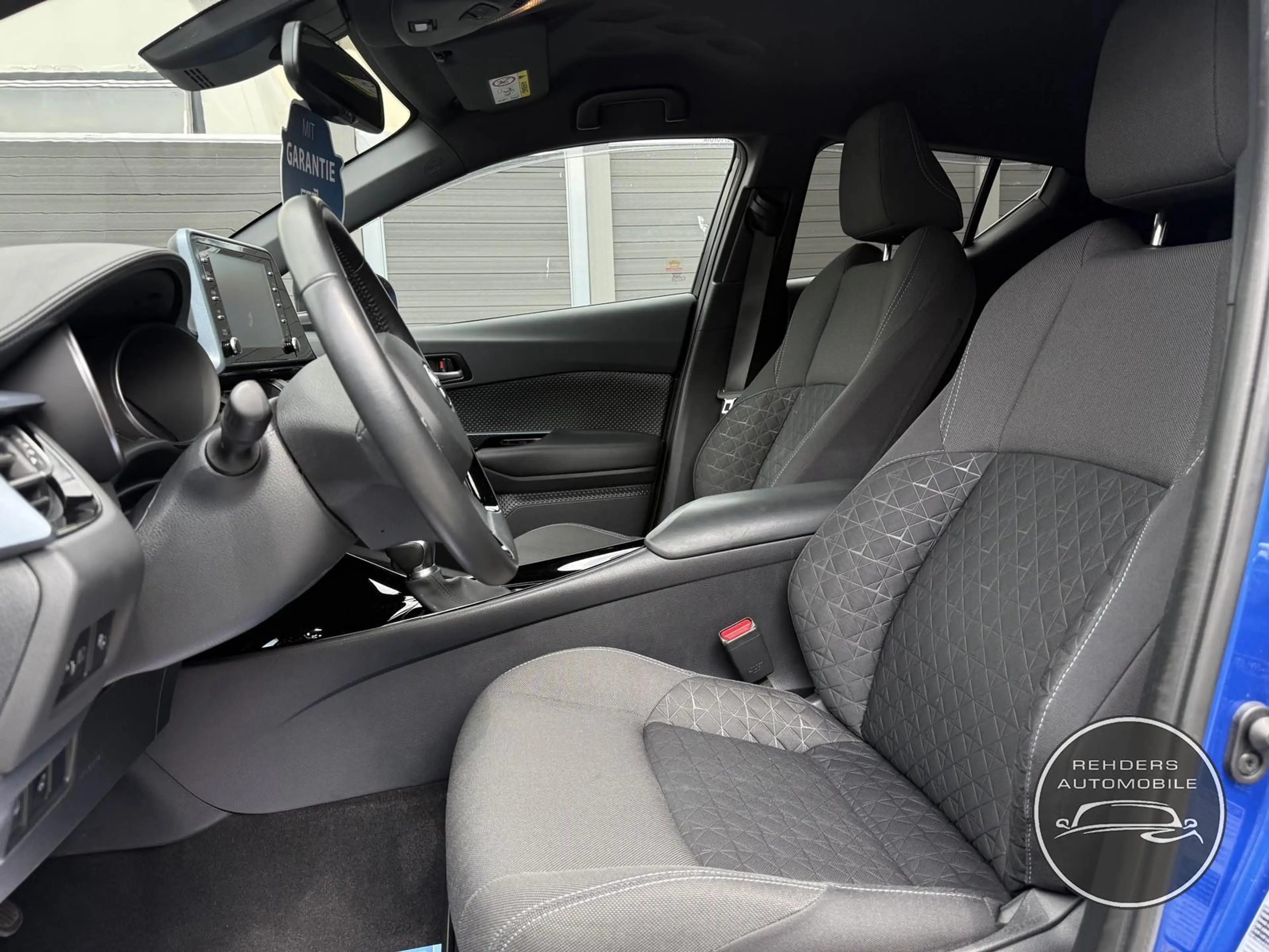 Toyota C-HR+ C-HR Hybrid Team D Toyota Garantie LED Navi SHZ — photo 13