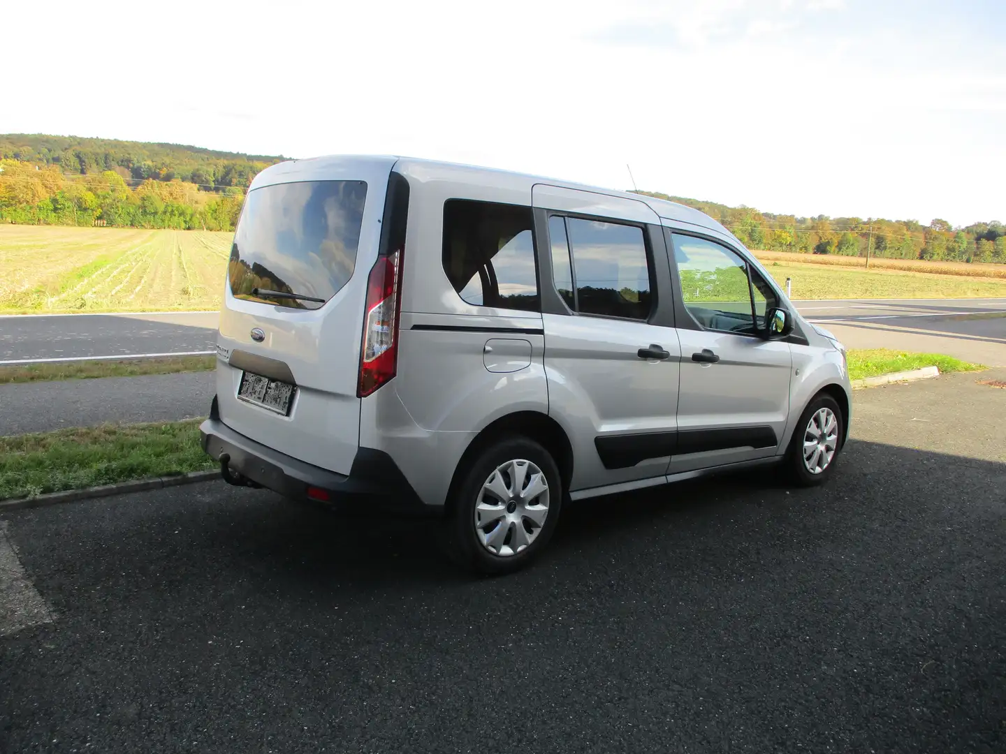 Ford Tourneo Connect Tourneo Connect Trend 1,5 TDCi L1 Trend Argent - 2