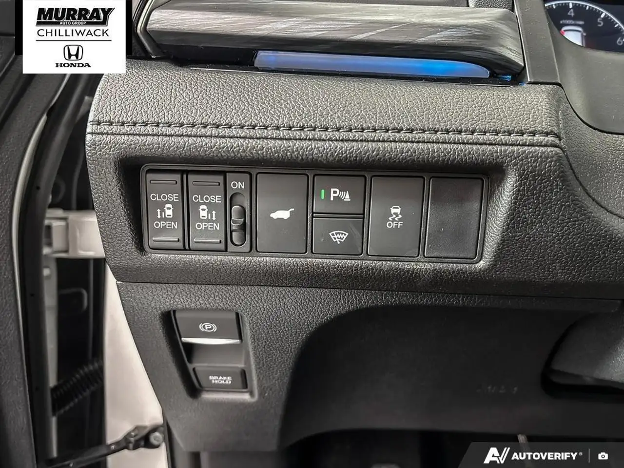 Honda Odyssey снимка Honda Odyssey