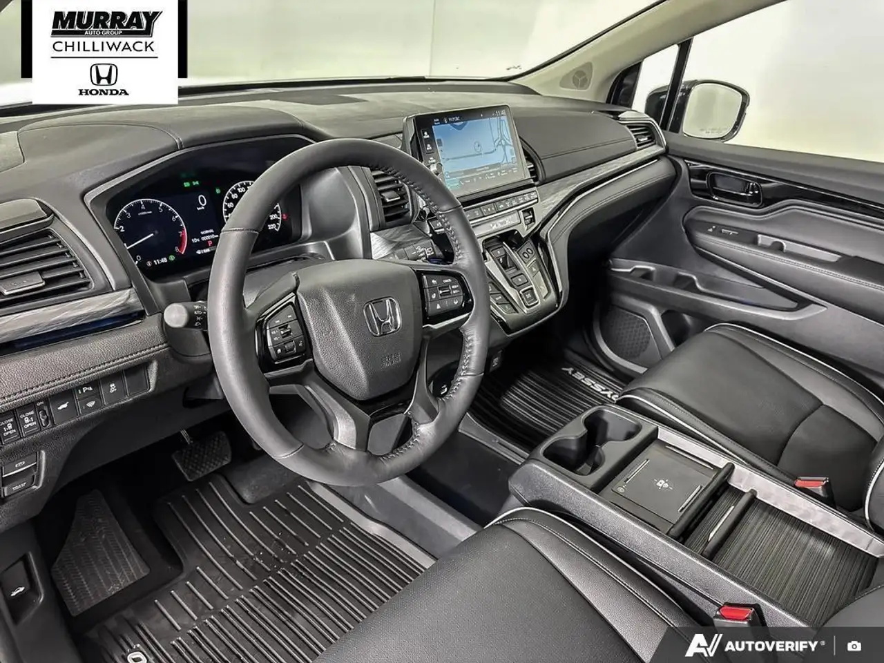 Honda Odyssey снимка Honda Odyssey