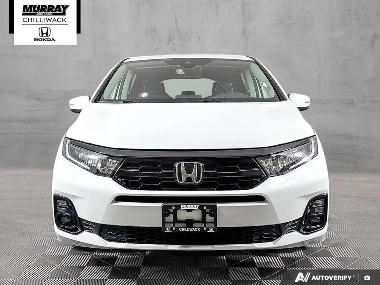 Honda Odyssey снимка Honda Odyssey