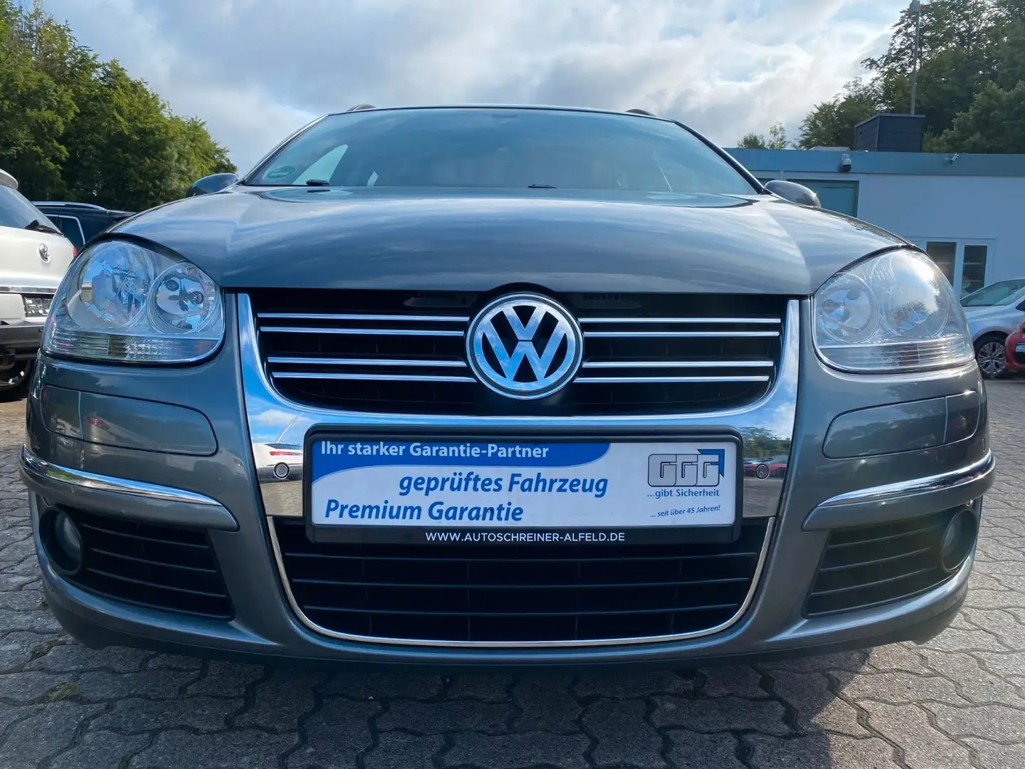 Volkswagen Golf V Variant Comfortline AHK PDC SHZ TEMPOMAT Grau - 2
