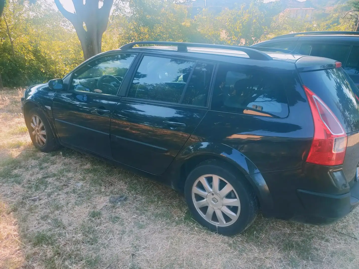 Renault Megane Grandtour 1.5 dci Confort Dynamique 100cv - 2