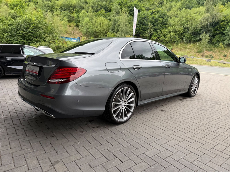 Mercedes-Benz E 220 E Limousine E 220 d 4Matic AMG Line *LED — photo 6