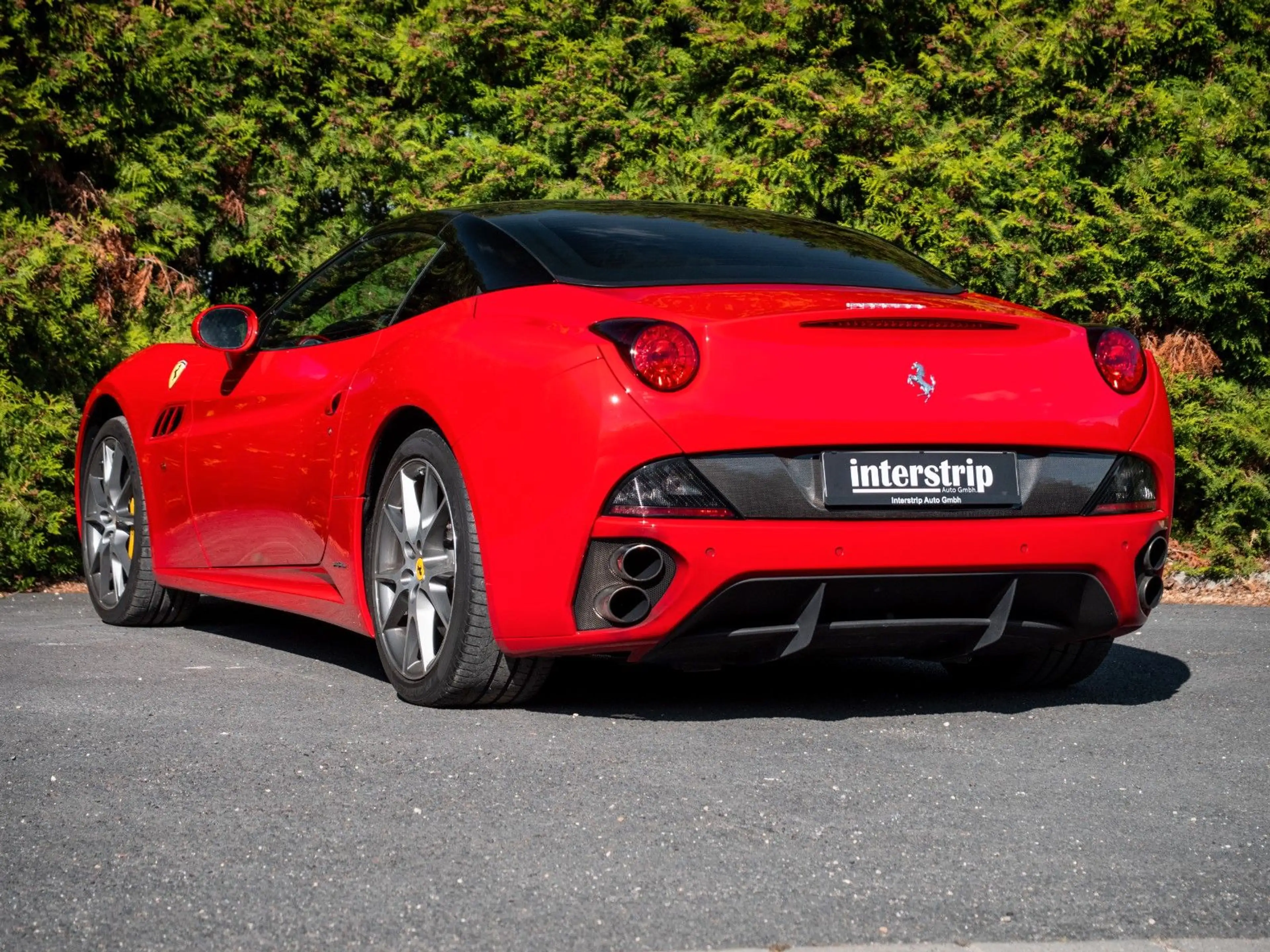 Ferrari California — photo 6