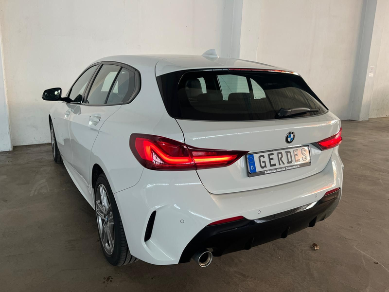 BMW 118 1 Limousine 118 i M Sport — photo 9