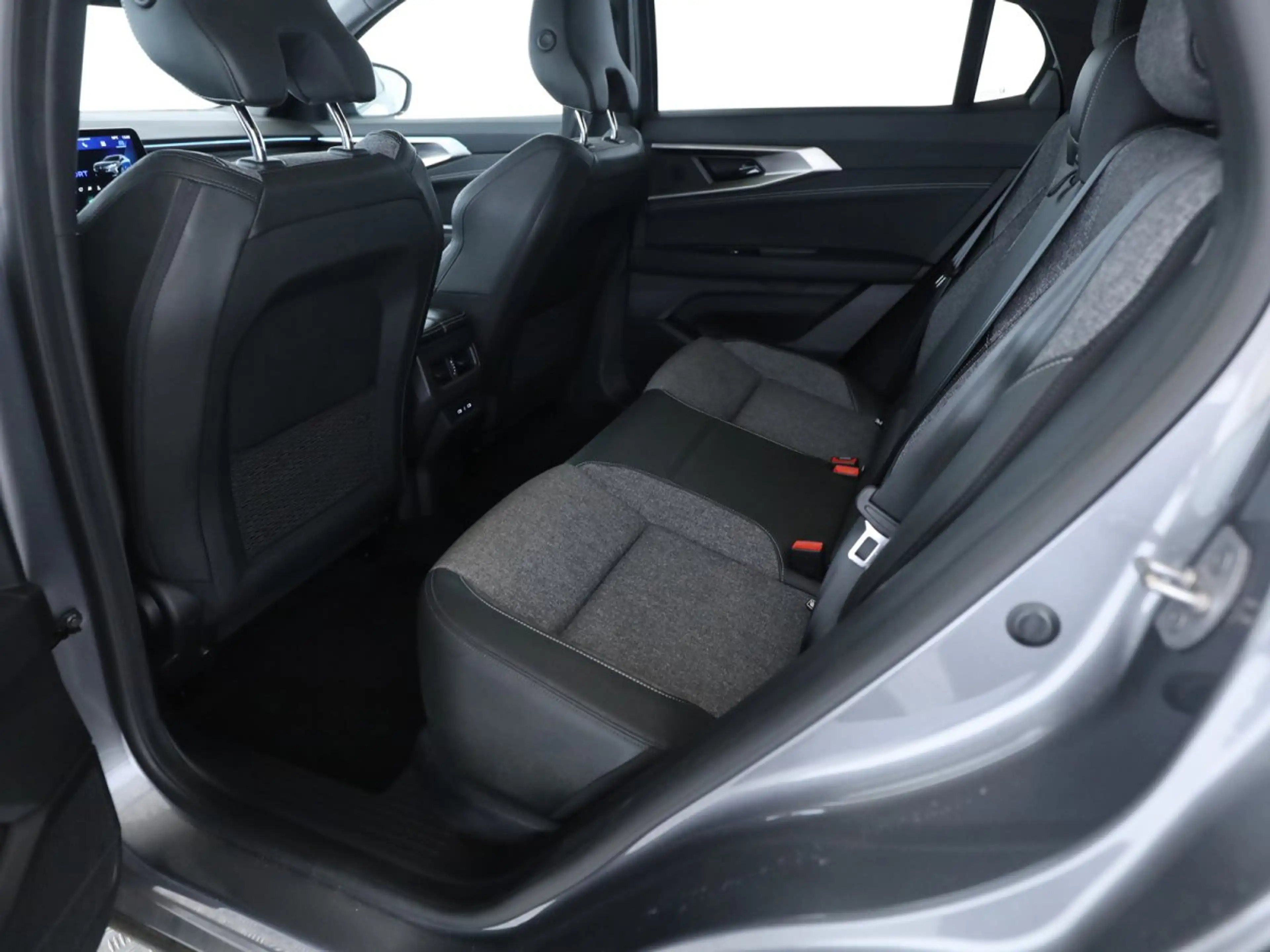 Renault Rafale 1.2 E-TECH Full Hybrid 200 Techno — photo 12