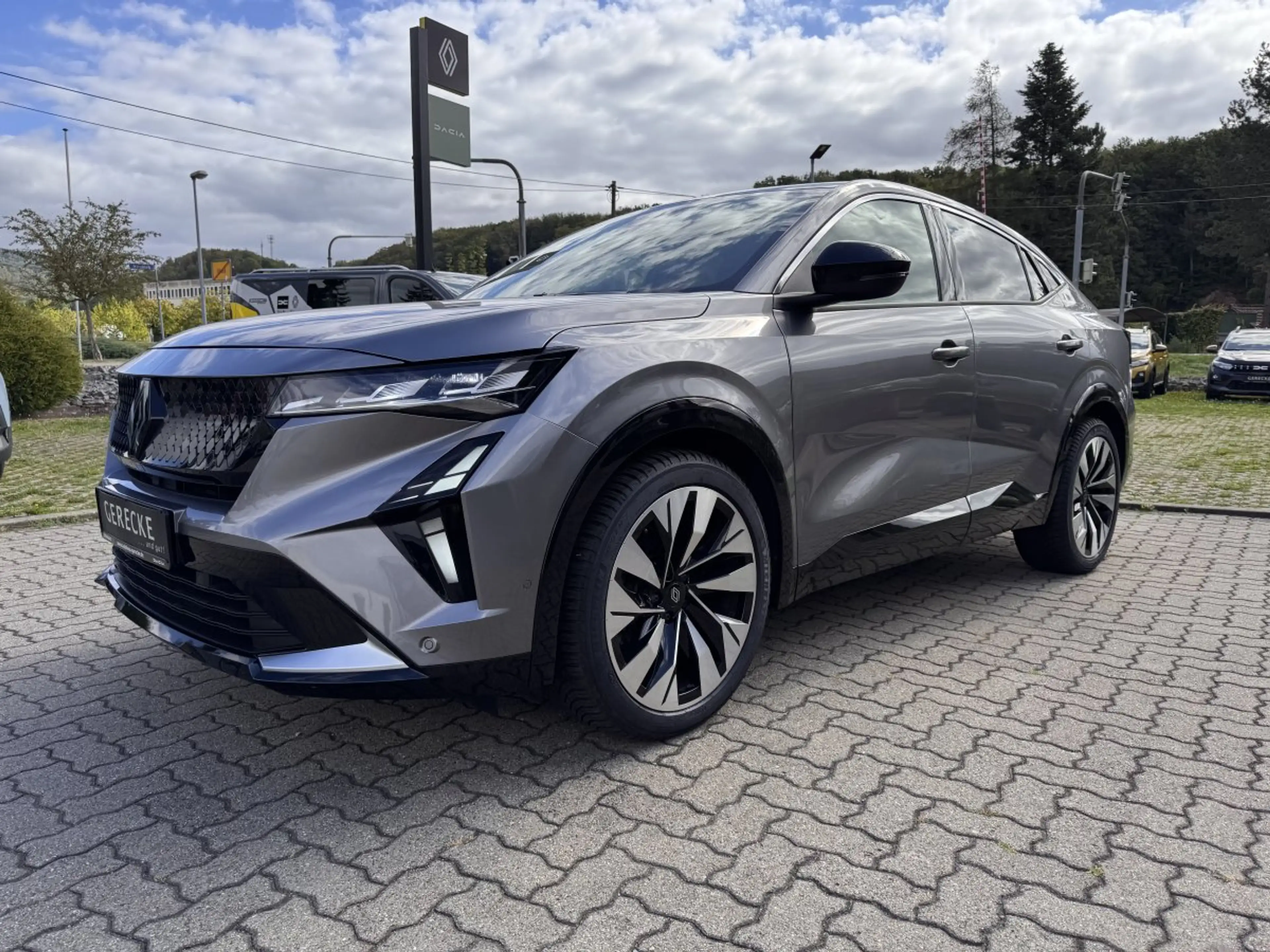 Renault Rafale 1.2 E-TECH Full Hybrid 200 Techno — photo 4