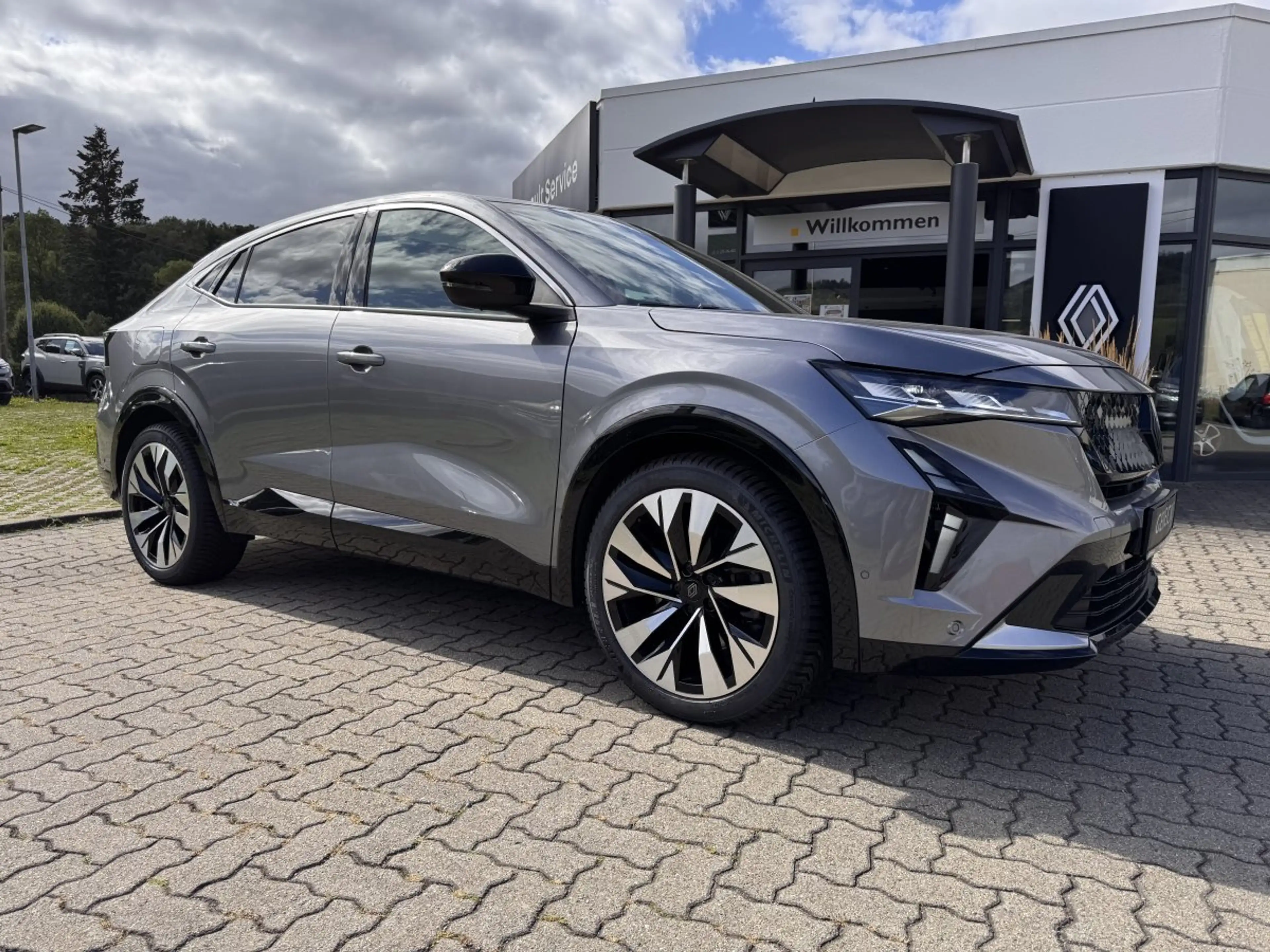 Renault Rafale 1.2 E-TECH Full Hybrid 200 Techno — photo 2