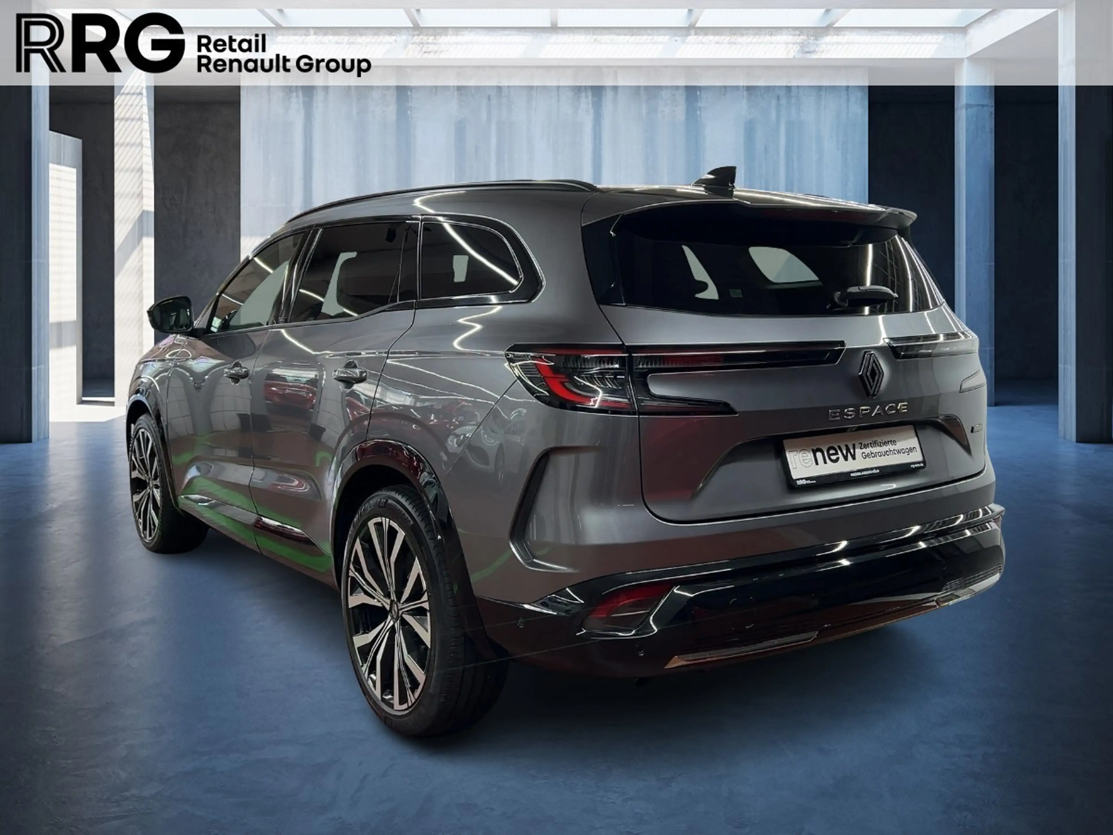 Renault Espace ICONIC E-TECH FULL HYBRID 200 PANORAMADACH — photo 4