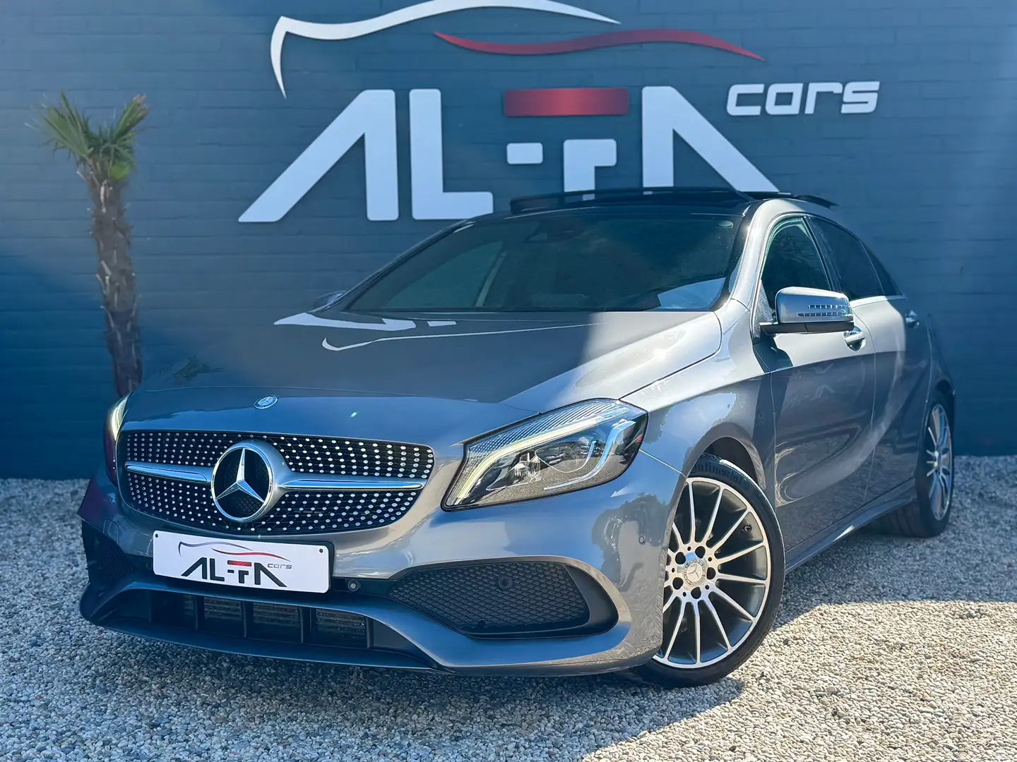 Mercedes-Benz A 200 d **AMG**AUTOMATIQUE**PANO**GARANTIE✅ Gris - 2