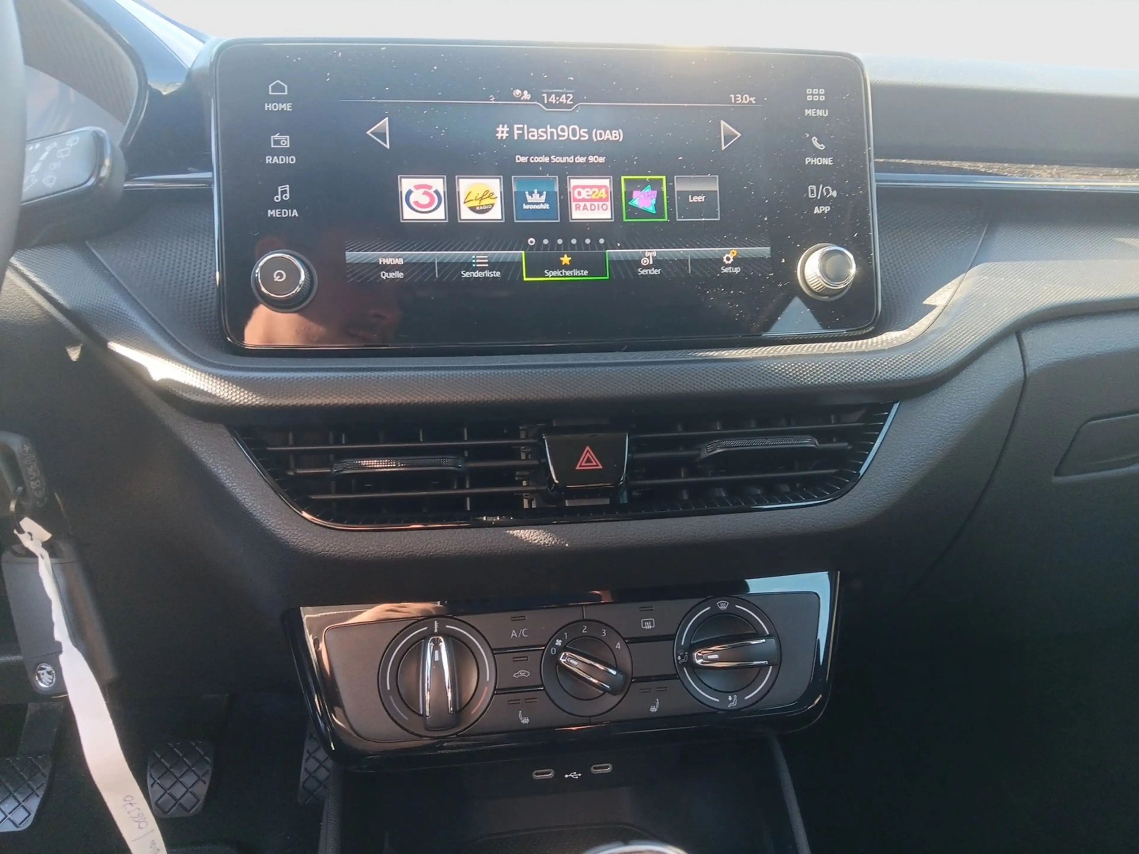 Skoda Fabia Essence — photo 14