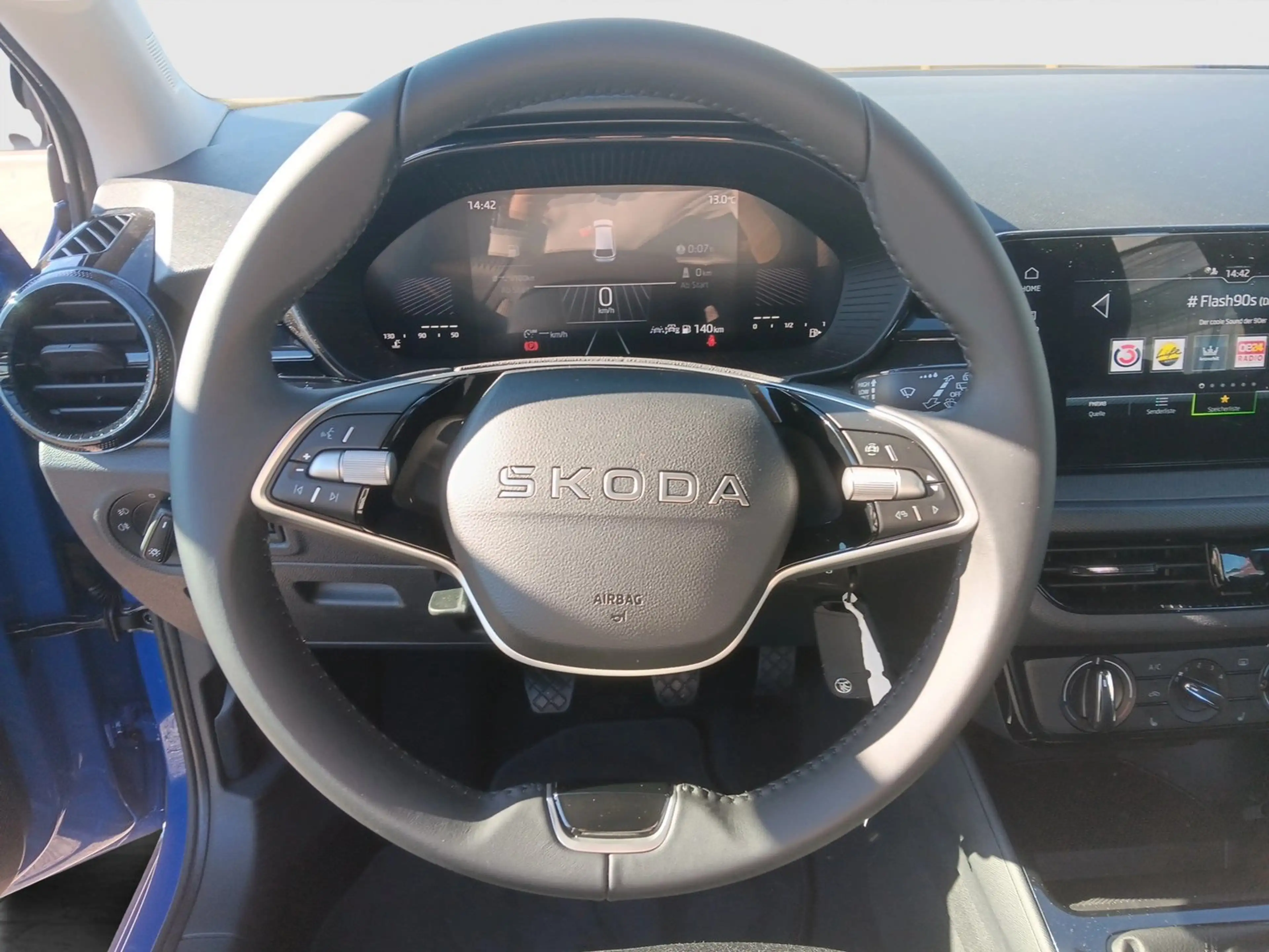 Skoda Fabia Essence — photo 12