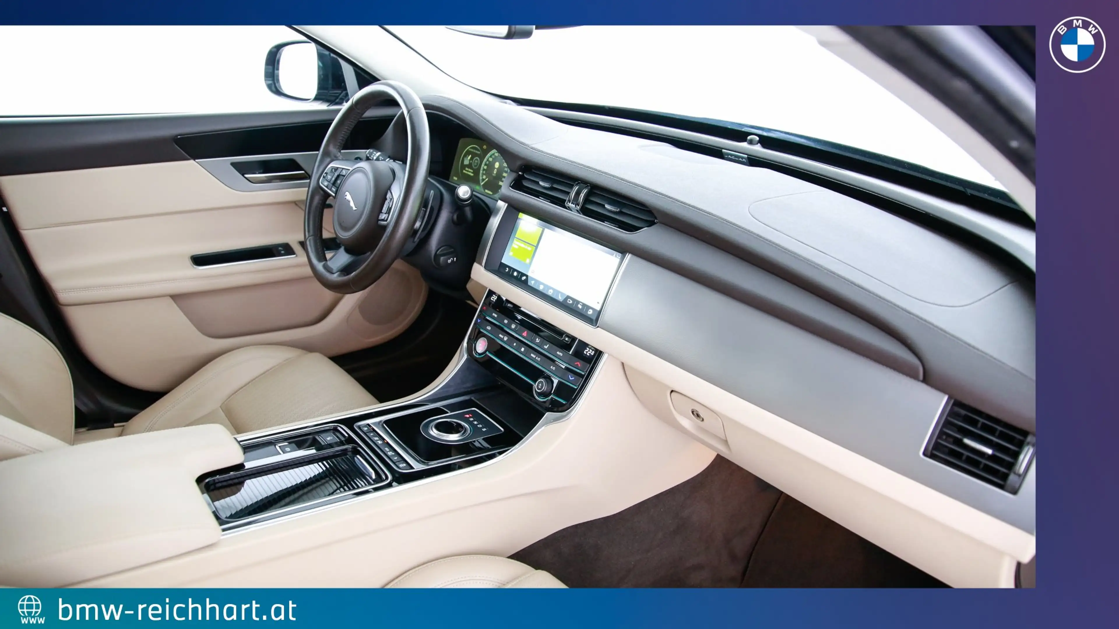 Jaguar XF 20d AWD Prestige — photo 12