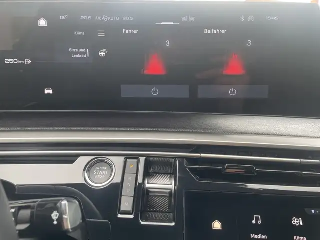 Peugeot 3008 view 19